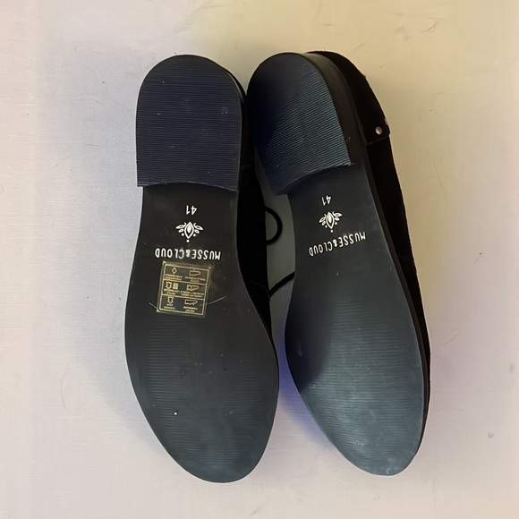 Musse & Cloud Black Flat Lace Up with Studded Trim. Worn once. - Picture 5 of 9